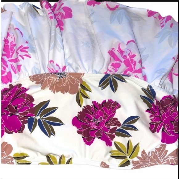 BILLABONG “WHAT I LUV BANDEAU BIKINI TOP” SIZELARGE - Picture 4 of 10